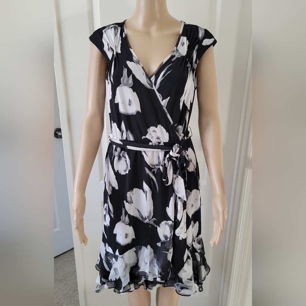 White House Black Market Floral Midi Dress Size S